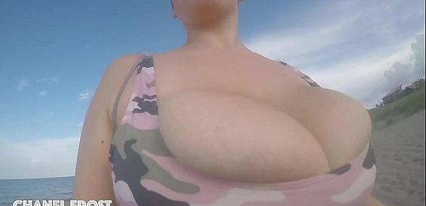  Big Titty Teen Jogging Down The Beach with Her GoPro!